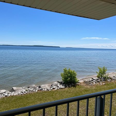 Quality Inn Lakefront Saint Ignace Eksteriør billede