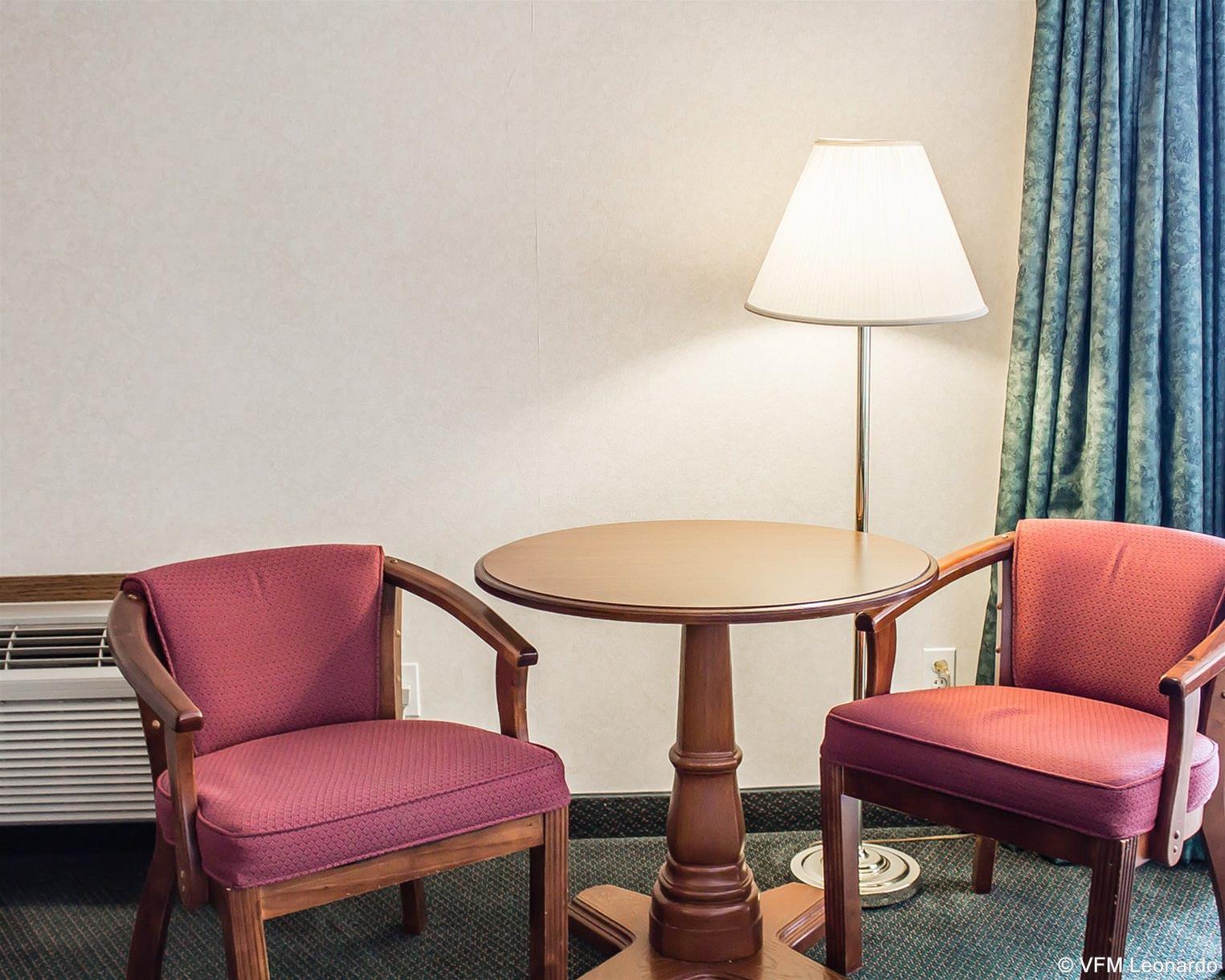 Quality Inn Lakefront Saint Ignace Eksteriør billede