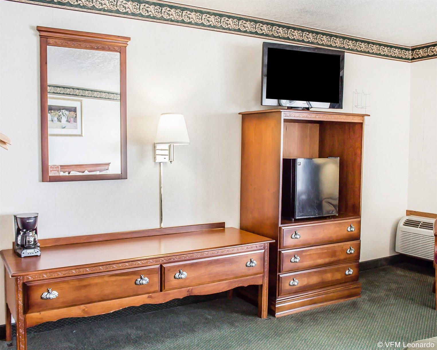 Quality Inn Lakefront Saint Ignace Eksteriør billede