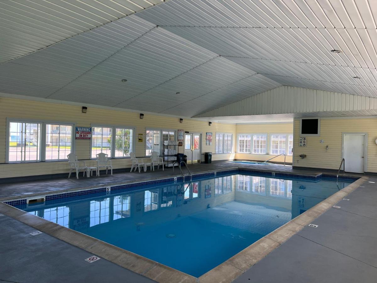 Quality Inn Lakefront Saint Ignace Eksteriør billede