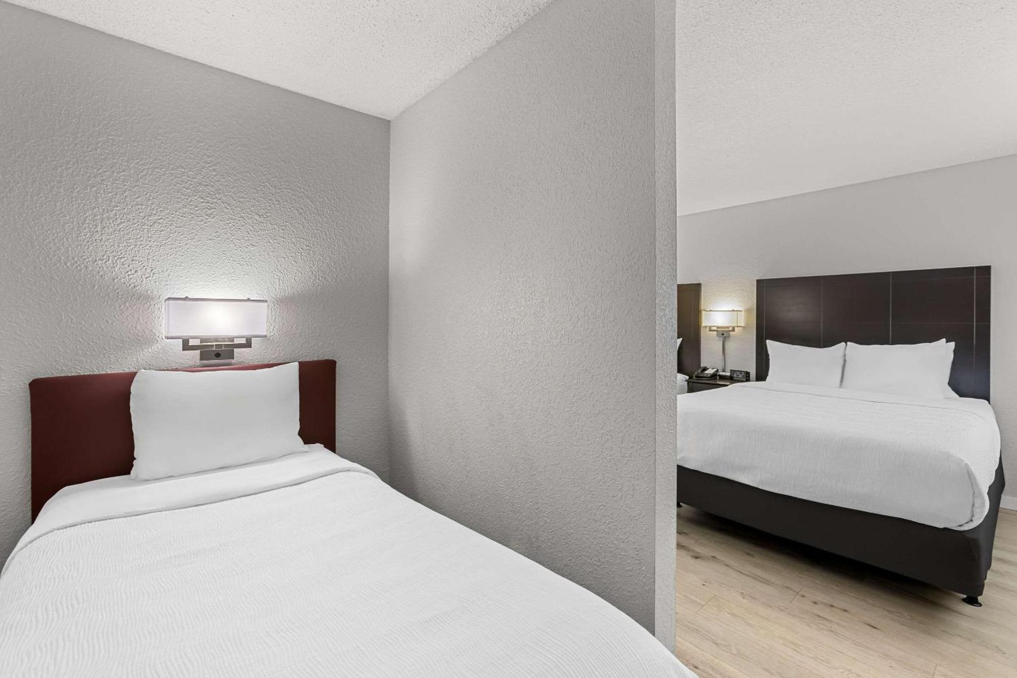 Quality Inn Lakefront Saint Ignace Eksteriør billede