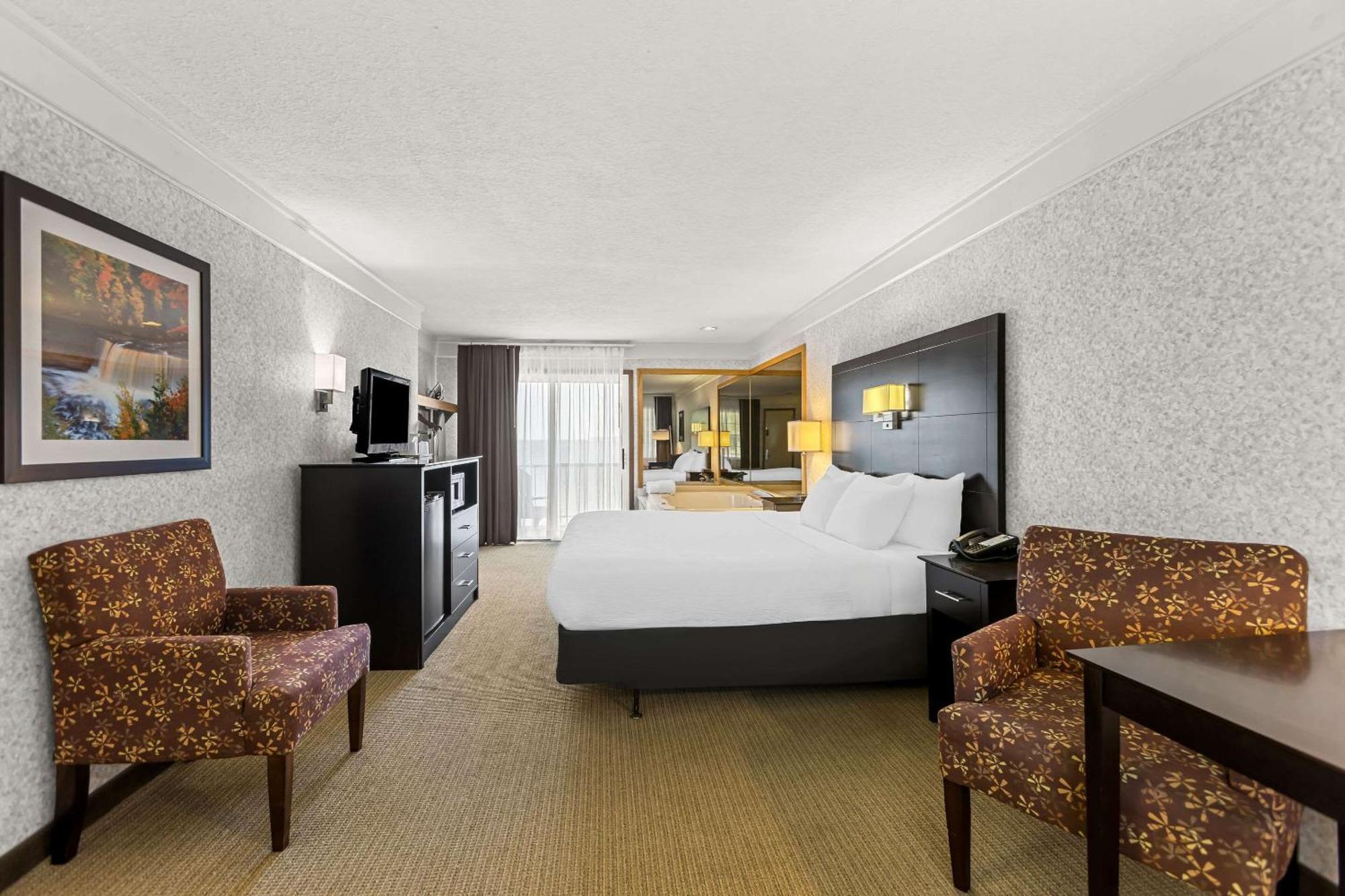 Quality Inn Lakefront Saint Ignace Eksteriør billede